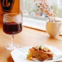 Vegan kiwi coconut crumble cake and hand drip coffee at alt. coffee roasters in Kyoto