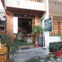 Front at Persian House in Mindo