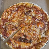 Vegetarian with no olives  at Ishusid in Hofn I Hornafirdi