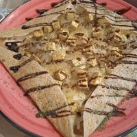 Crepe salada de queso y tofu at Serendipia in Granada