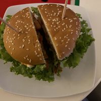 Cheesburger at Level Up in Bucharest