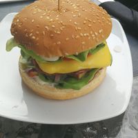 "Cheese" Burger at Level Up in Bucharest