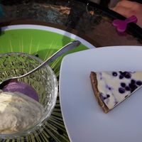 Nicecream and blueberry cheesecake at Level Up in Bucharest