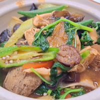 'Three cups of monkey mushrooms' 三杯猴菇總匯 at Lín Jì YǎngShēng SùShí 林記養生素食 in Hualien