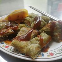 'Zhua bing' fried savoury pancake at Lín Jì YǎngShēng SùShí 林記養生素食 in Hualien