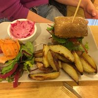 Burger and salad at Kind in Looe