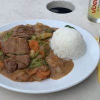 Ente in Erdnusssoße  at Vegefarm in Bremen