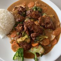 Vegan Duck in Peanut-sauce  at Vegefarm in Bremen