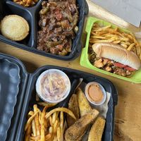 BBJerk Bella, Rich Boi w/ fries, No*Fish Fry w/ fries  at Willowbeez Soulveg in Columbus