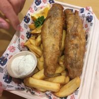 Delicious Fush & chips at Wise Boys Burgers in Auckland