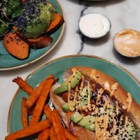 Beyond hot dog (amazing), avocado toast on sweet fries and delicious aioli + paprika mayo sauces at Avo Brothers in Milan