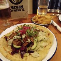 Seitan kebab at Golden Fleece in Nottingham
