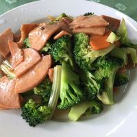 Vegetables and (I think) tofu, ¥30. at Jin Hai Ge Su Si Guan in Shenzhen