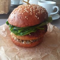 Ваклажаноый бургер at Latuk in Moscow