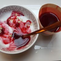 Amazing coconut yoghurt and raspberry desert at NattyFood in Carcassonne