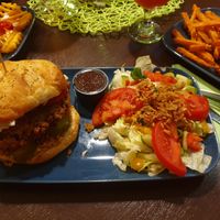  at Frank's Burger-Licious BBQ in Gera