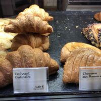 « Vegan » signage is verry little (do you see it ?)  at Maison Landemaine - Rue du Temple in Paris