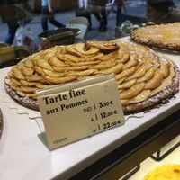 Applepie to share at Maison Landemaine - Rue du Temple in Paris