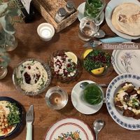 Veganes Mezze für 2 Personen  at Mr and Mrs Humus in Bonn