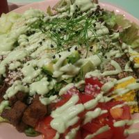 Salad with Tempeh and Avocado at The Lala in Vienna