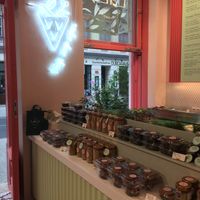 Granola and other foods to go at The Lala in Vienna