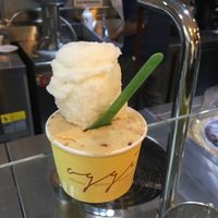 Manzana canela y limón  at OGGI in Santiago