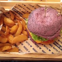 Cheesy cecio at Flower Burger in Bologna