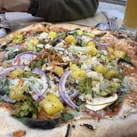 Vegan pizza  at L'Espurna in Olot