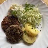Mushroom cutlets  at Vilties Vaistinės Arbatine in Kaunas