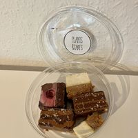 Leckere Auswahl zum Kennenlernen  at Plants & Cakes in Frankfurt