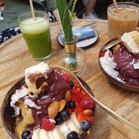 Acai Bowls, spirulina Raw Cake at Plants & Cakes in Frankfurt