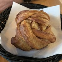 Cinnamon bun at FRØ in Tromsoe