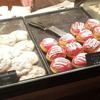 Vegane süße Auswahl at Bäckerei Günther - Holtenauerstrasse in Kiel