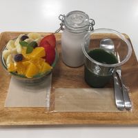 Vegan granola bowl at Spirulina Blue Ueno in Tokyo