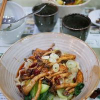 Yummy noodles with mushrooms & bok choy   at Mananim Recipe in Seoul