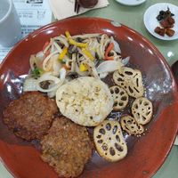 Mungbeanrice met koreaanse pannekoekjes at Mananim Recipe in Seoul