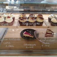Counter with cakes  at Red Velvet in Padua
