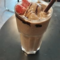 Banana oat cocoa PB smoothie at 29 Coffties in Chiang Mai