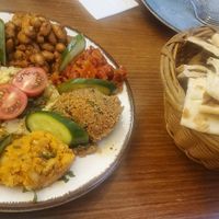 Mezze plate with bread (ask vegan) at Babel Cafe in Istanbul