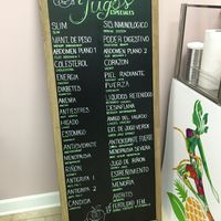 Smoothies & juices at Cien 100% Naturalisimo in Berwyn