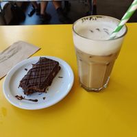Ginger biscuit cake/slice and an iced latte at Chococo in Swanage