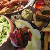 Assiette de Tapas grande - for 2 (incl. honey :() at O'Resto in Quinson