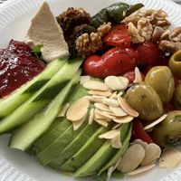Vegan breakfast to go (bread was also supplied separately)  at Miros Cafe in Berlin
