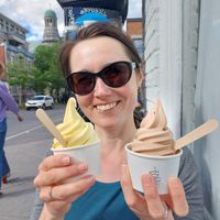 Vanille/ mango and chocolate at Swirl in Montreal