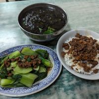 seaweed soup, boiled vege and you fAn at Lái Xīn SùShí 來欣素食手工水餃 in Taipei