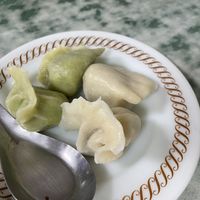 Fresh "of the day" dumplings  at Lái Xīn SùShí 來欣素食手工水餃 in Taipei