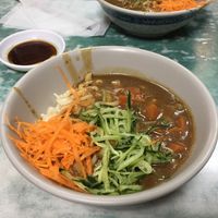 Noodles with soy sauce and vegetables at Lái Xīn SùShí 來欣素食手工水餃 in Taipei