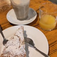 Vegan apple cake and soja latte at ZAC! in Ivrea