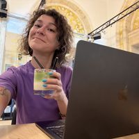 Matcha latte with oat milk (by design, not substitution)  at BarStudio in Warsaw