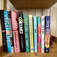 Books   at The Field Shelter Guesthouse & Sanctuary in Blairgowrie